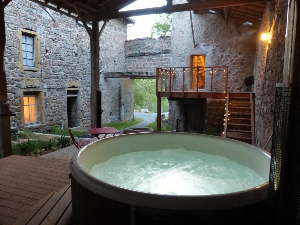 La Tour Du Canet Longessaigne Zewnętrze zdjęcie